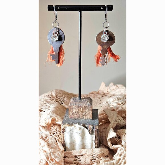 Vintage Rusty Key Earrings Rhinestones Sari Silk Silver Stainless Steel Findings - Picture 3 of 11